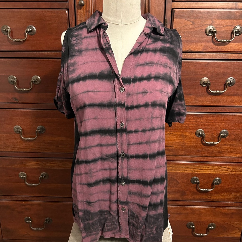 Rock & Republic Tie-Dye Cold Shoulder Button-Up Shirt